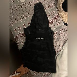 Alphalete camo shirt